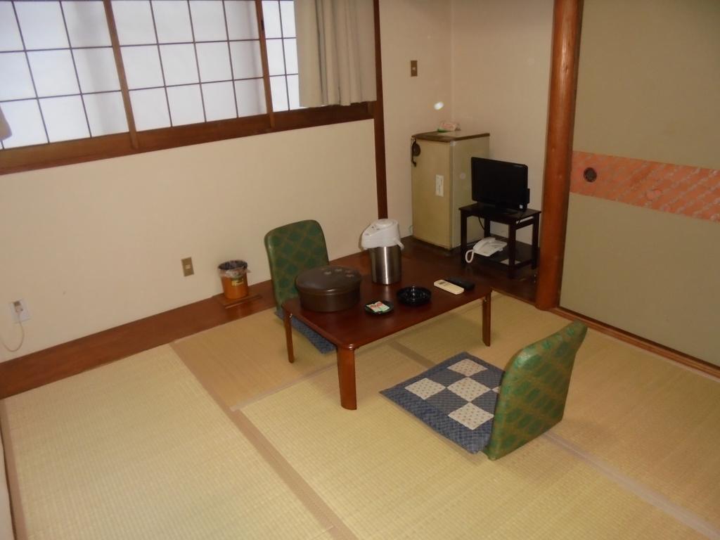 Yoshino Ryokan โอซาก้า ภายนอก รูปภาพ